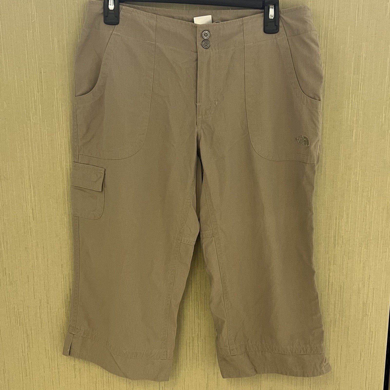 The North Face Women's Cargo Capri Brown Pants Size 8 thumbnail 2