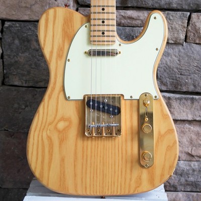 Fender American Deluxe Telecaster Ash - Natural W/Gold Hardware