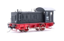 LIMA 'HO' GAUGE DB BLACK/RED 0-4-0 CLASS V20 040 DIESEL LOCOMOTIVE