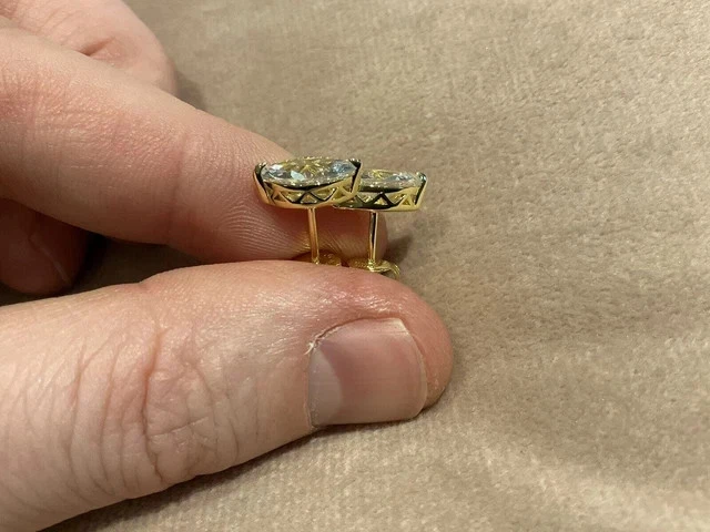 2 克拉 Marquise Lab 创造钻石单颗耳钉 14K 镀黄金 — 第 4/4 张图片