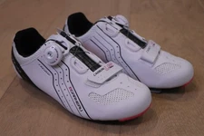 Louis Garneau Women’s Carbon LS-100 3-Bolt Ergo Air Cycling Shoes - EU 37 / US 6