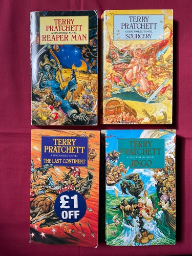 Terry Pratchett Paperback Discworld Bundle x 30 - Josh Kirby Covers - Picture 10 of 19