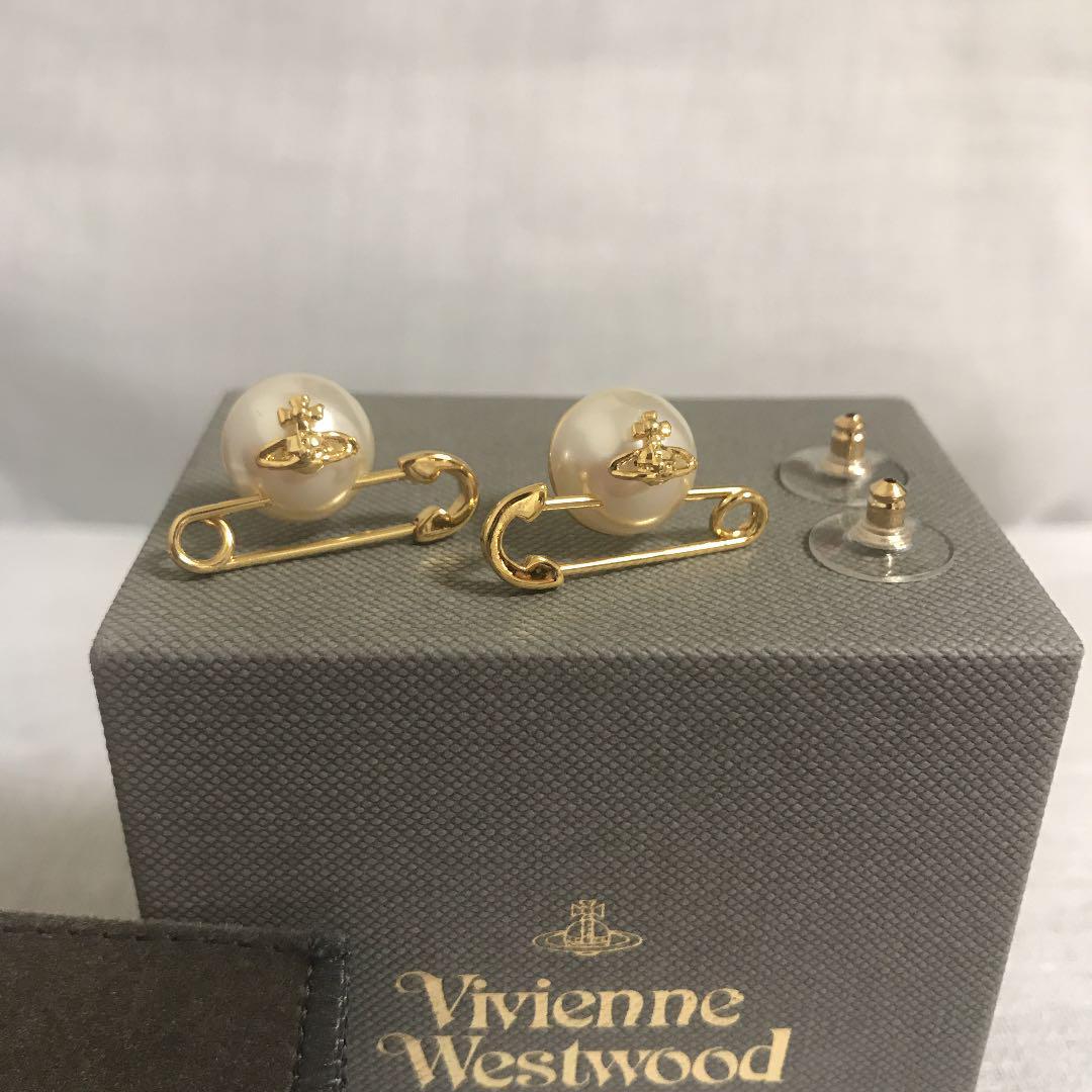 Vivienne Westwood Earrings Pierce Safety Pin Clip Pearl Gold