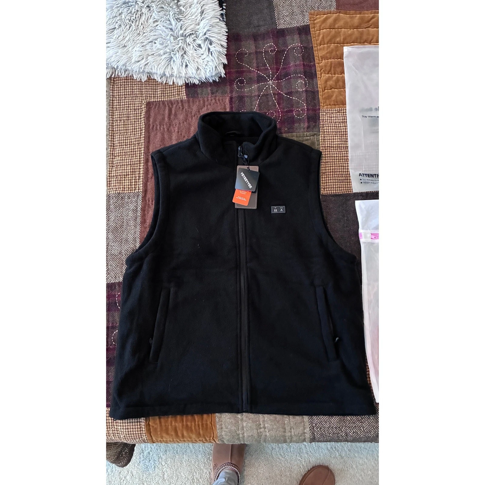 Men's Large Heated Fleece Vest. Rechargeable Battery Operated and Included.