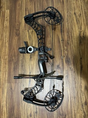 Matthew's Archery V3 27 Right-Handed Bow - Ready To Hunt