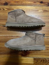 UGG Classic Ultra Mini 1116109 Women's Fashion Boots Chestnut BRAND NEW 