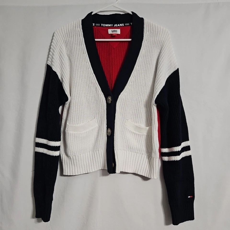 Tommy Jeans Rojo/Blanco/Azul Tejido Botón Frontal Recortado Cárdigan Suéter Talla L