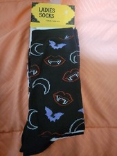 Ladies Vampire Socks Size 9-11