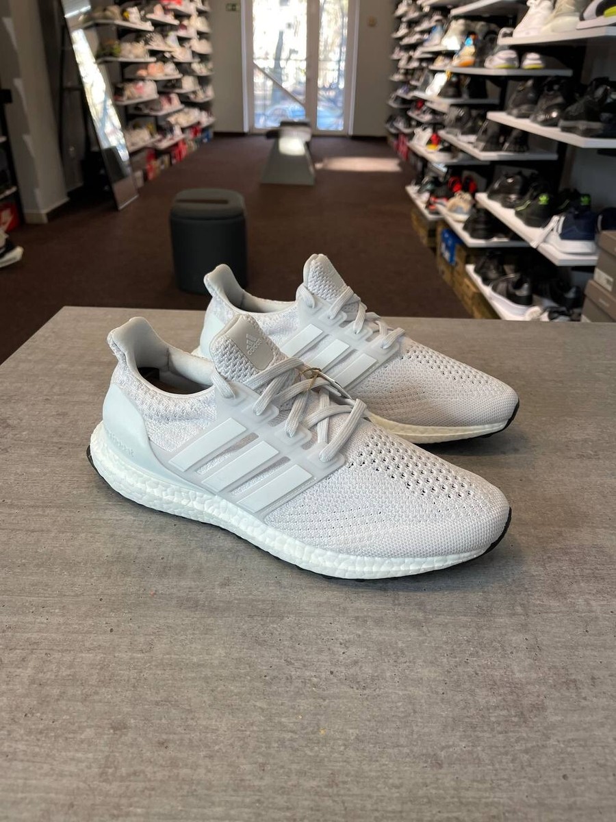 adidas ultrabiost triplewhite レディース Adidas triple white ultra boost womens new arrivals