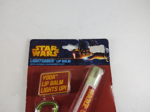 LUCAS FILMS LTD SABLE DE LUZ BÁLSAMO LABIAL YODA - Imagen 5 de 5