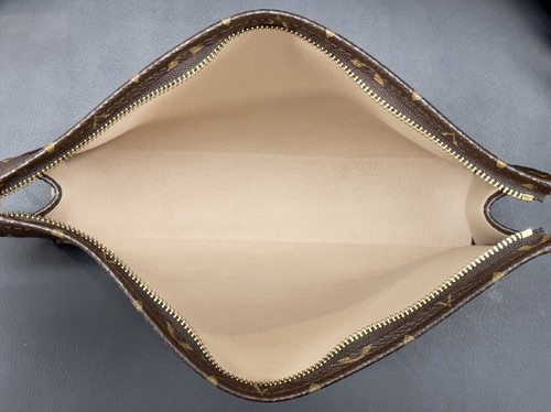 Louis Vuitton Toiletry Monogram Pouch Brown Canvas Date Serial SA2169 - Picture 10 of 12