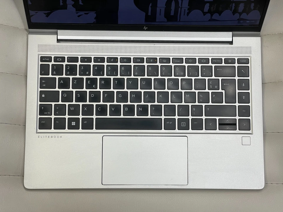 HP EliteBook 640 G9 · i5-1245U · 16GB · 256GB, photo 3 sur 4