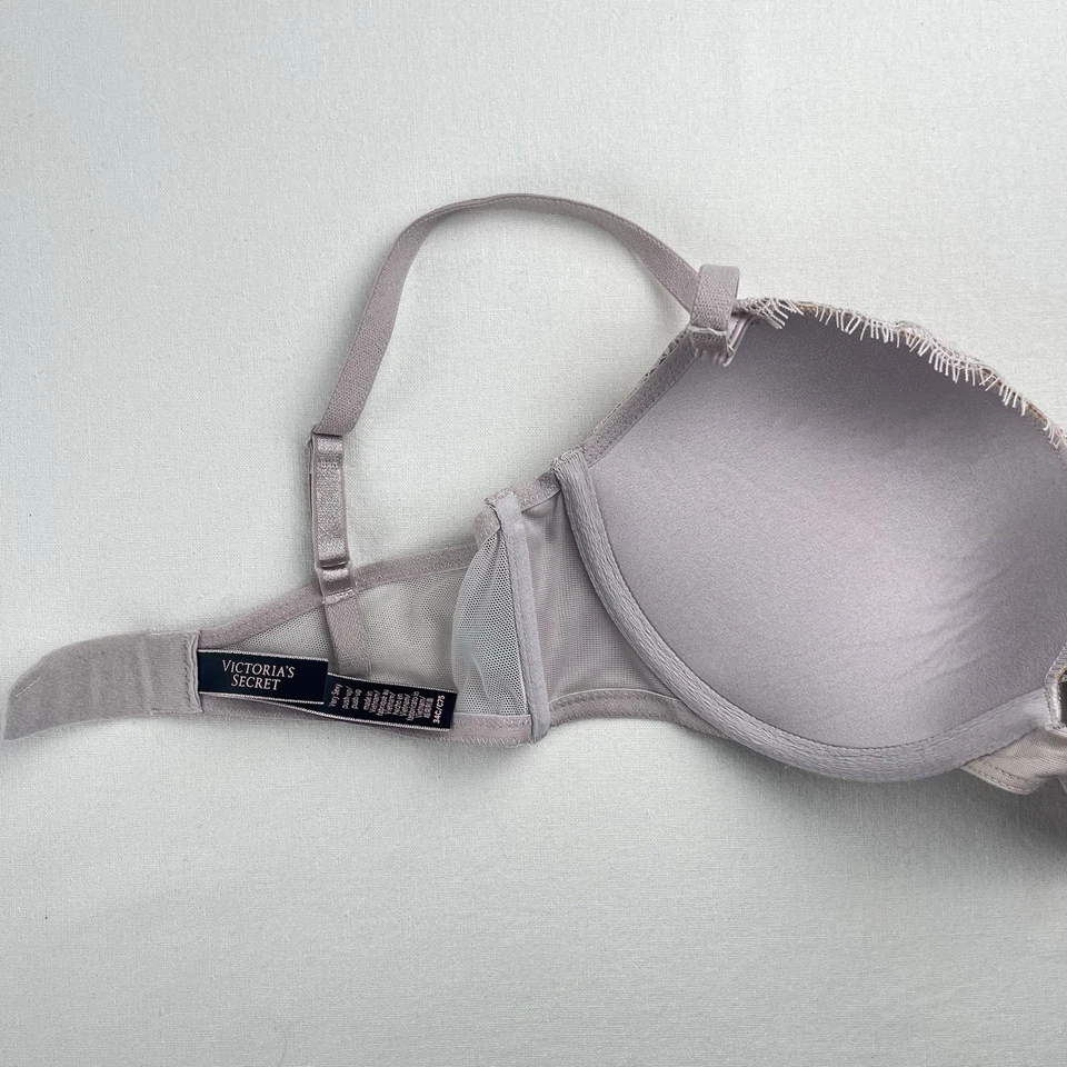 Sutiã Victoria’s Secret tamanho 28C* muito sexy push up rosa blush renda - Imagem 3 de 4