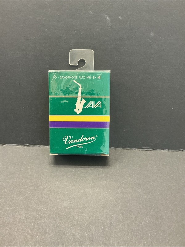 Vandoren Paris Java Strength 4 Eb Alto Saxophone Reeds 10-Pack SR264