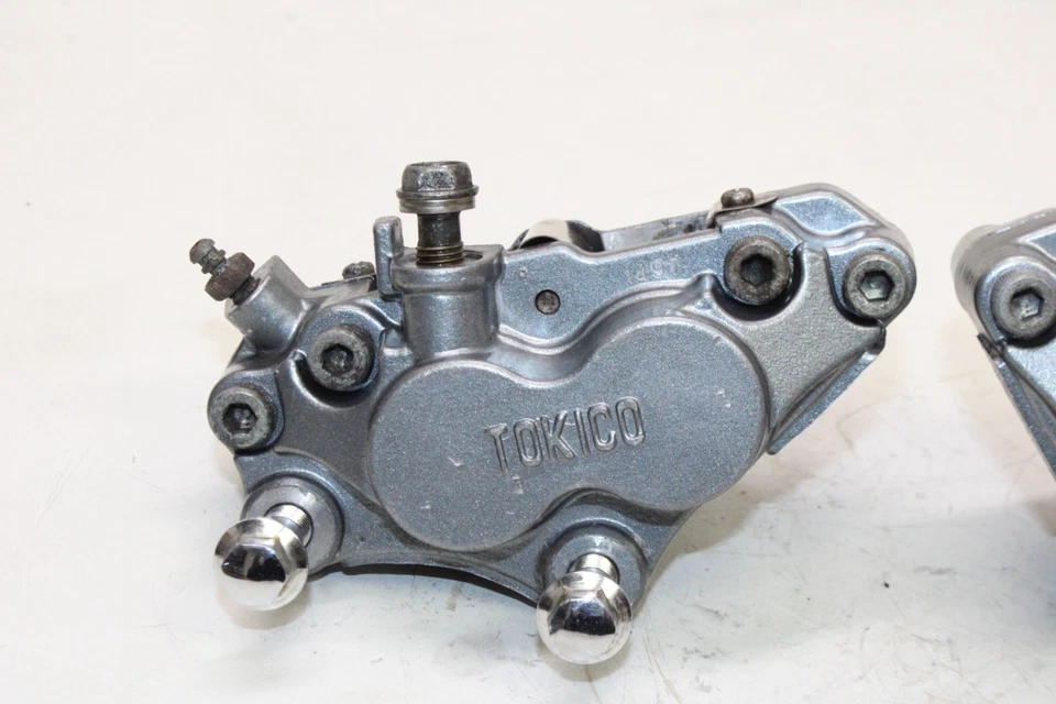 Kawasaki Ninja ZX6R ZX600F 1995 OEM pinza de freno delantera derecha izquierda par de pinzas Foto 2 de 4
