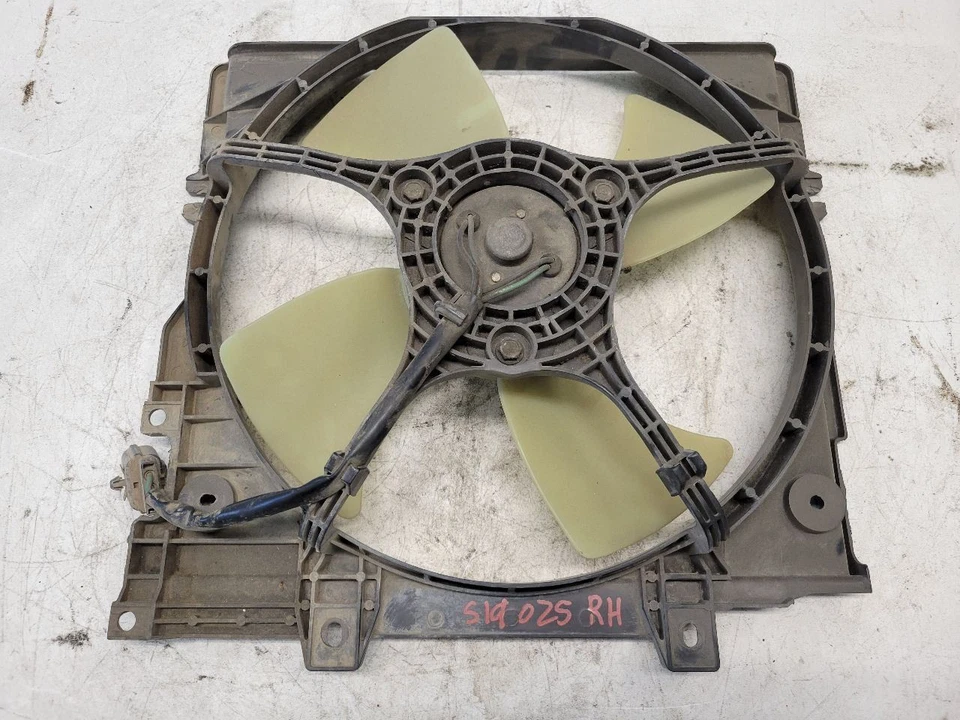 1995 1996 1997 1998 1999 SUBARU LEGACY AC CONDENSADOR VENTILADOR MONTAJE 73310AC000 Foto 2 de 4