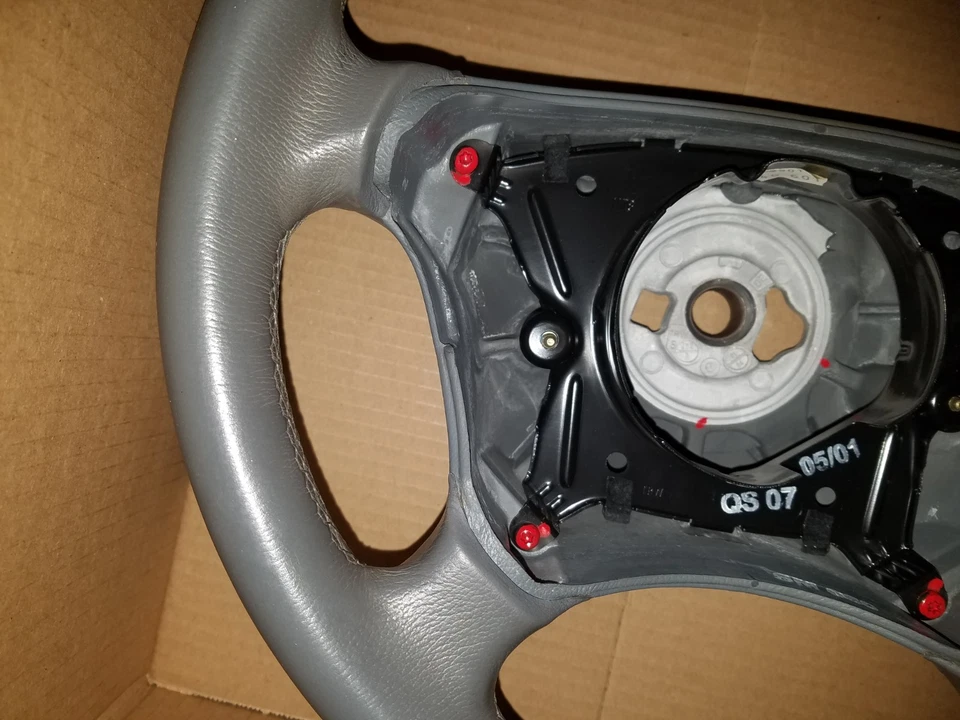 2000 TO 2003 MERCEDESCLK320 CLK430 E320 E430 DRIVER LEFT STEERING WHEEL GRAY OEM - Image 2 of 4