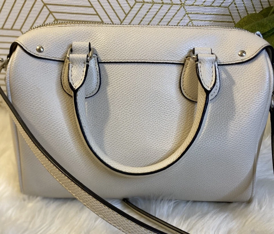 Bolso Bandolera Coach X Peanuts Snoopy Pequeño Marfil ¡¡Cartera Rara!! Limited  Foto 3 de 4