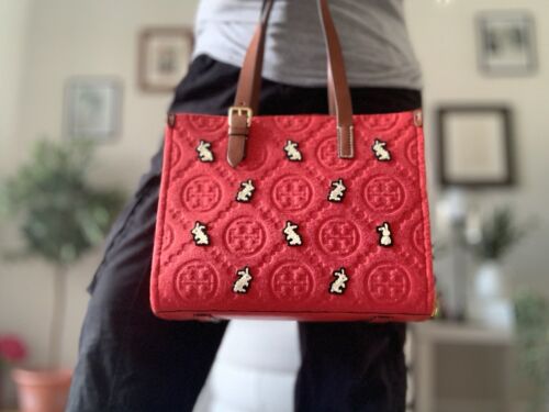 NWT TORY BURCH T MONOGRAM LUNAR NEW YEAR RABBIT BUCKLE TOTE - Picture 3 of 14