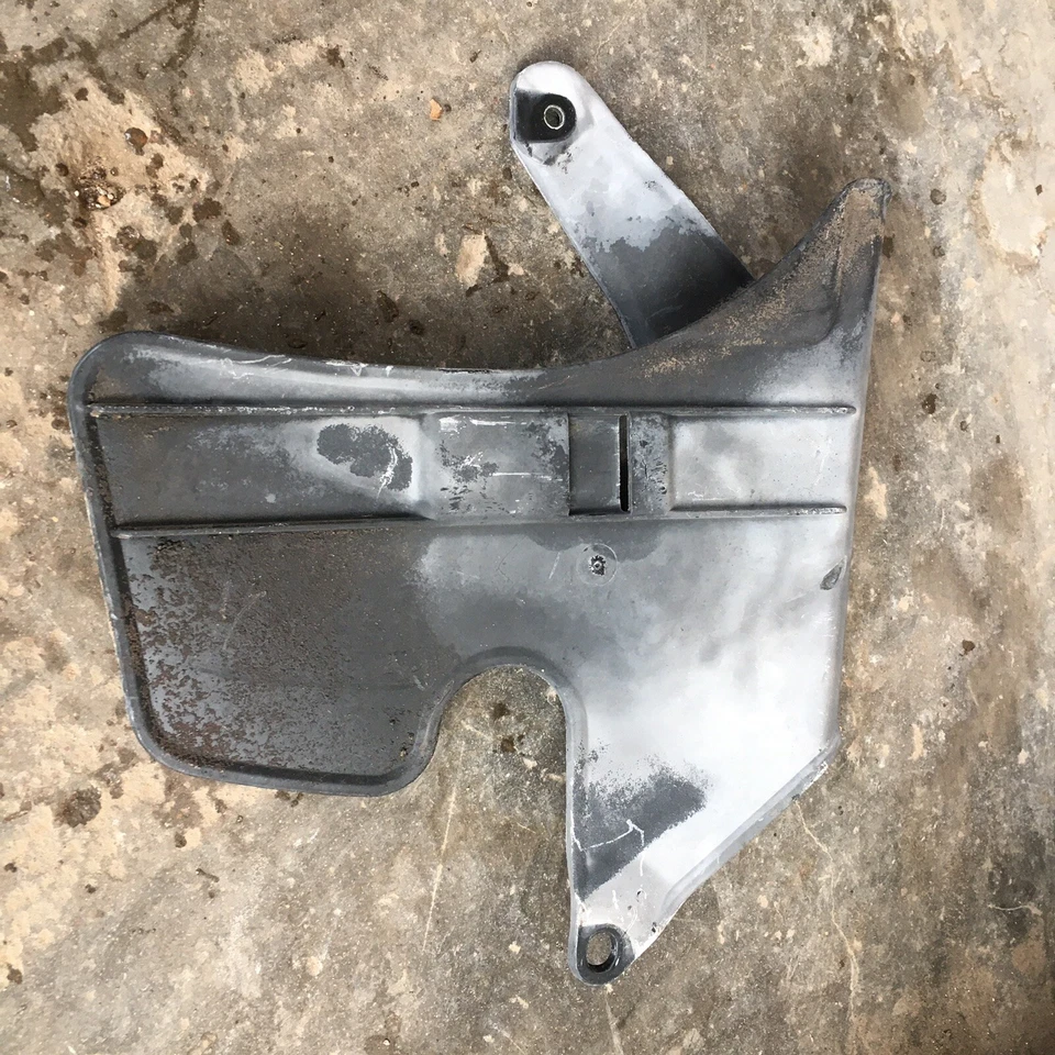 79 80 Honda XL500S XL 500 S protetor de corrente braço oscilante plástico XR XR500 - Imagem 2 de 4