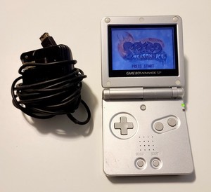 任天堂game Boy Advance Gba Sp Ags 001 手持式控制台捆绑出售物品银色 灰色 Ebay
