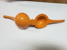 Orange Squeezer Manual Hand Held  Citrus Juice Press METAL (FC-36-2-K)