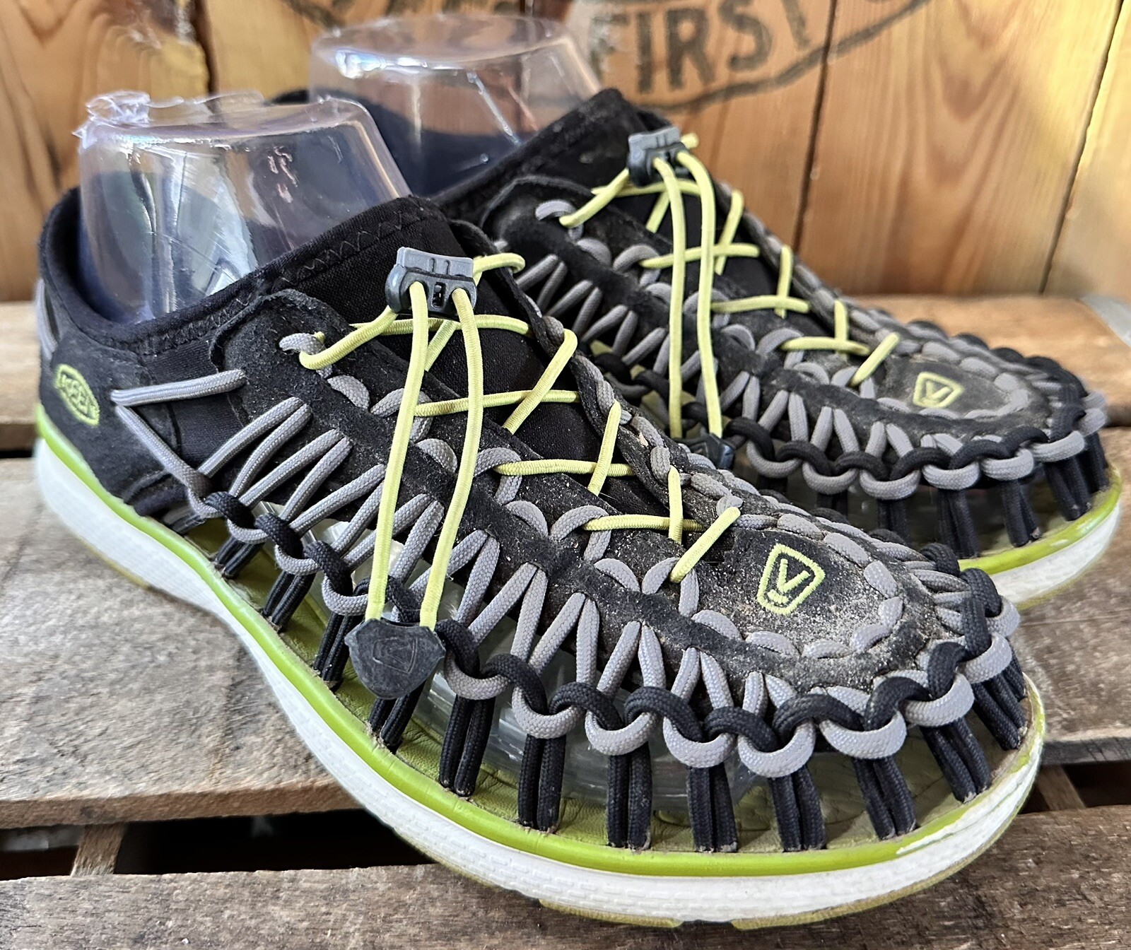 Keen Uneek Sandali con Corde Donna Tg 6 Elasticizzati Toggle Nero Grigio Lime Estate