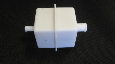 NOS ORIGINAL STYLE PORSCHE 1975-1976 914-4  SQUARE FUEL FILTER Hard To Find 