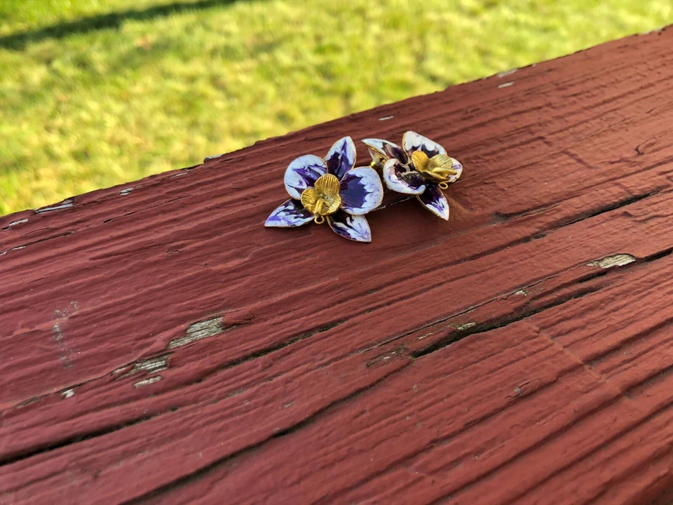 14-каратные позолоченные серьги-гвоздики с фиолетовым цветком для женщин — шикарный подарок для ювелирных изделий - Изображение 2 из 4