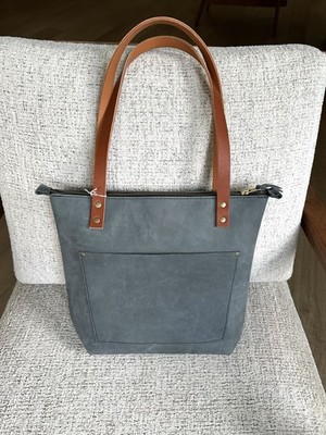 New Portland Leather Goods Stormy Blue Small Classic Tote w/Zip