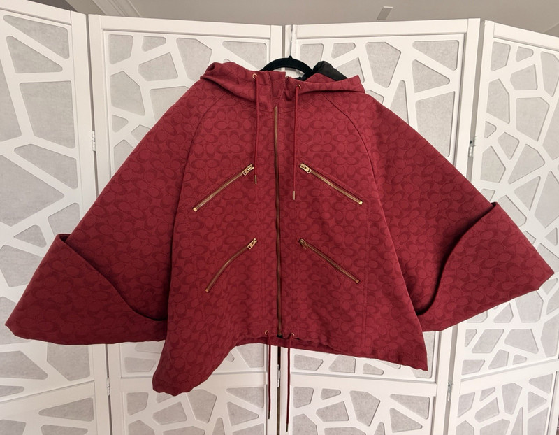 Coach Crimson Logo Hooded Cape w/ Zippers Full Zip M/L CB145 3/4 Sleeve