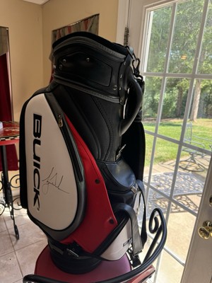 Tiger Woods Golf Staff Bag BUICK TIGER SLAM Bag Signed by Tiger