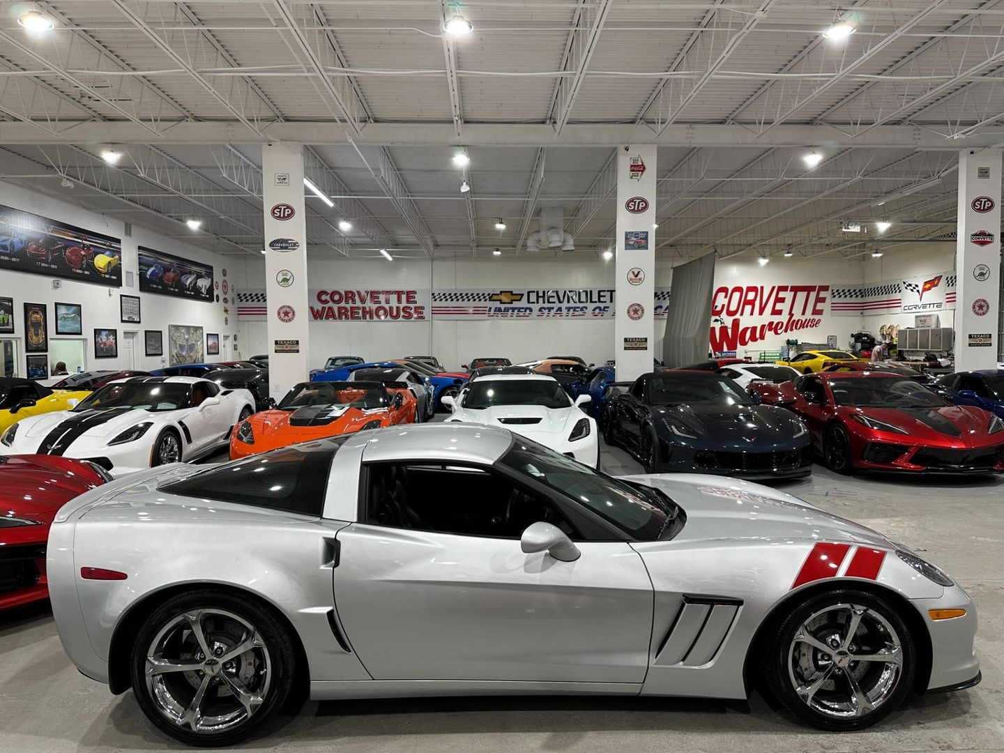 2012 [17U] Blade Silver Metallic Chevrolet Corvette   | C6 Corvette Photo 6