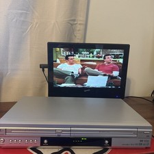 Zenith VCR DVD Player Combo XBV443 Vcr Works/ DVD Error. No Remote.