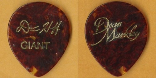 Giant 1990 Last of the Runaways concert tour Dann Huff signature Guitar Pick