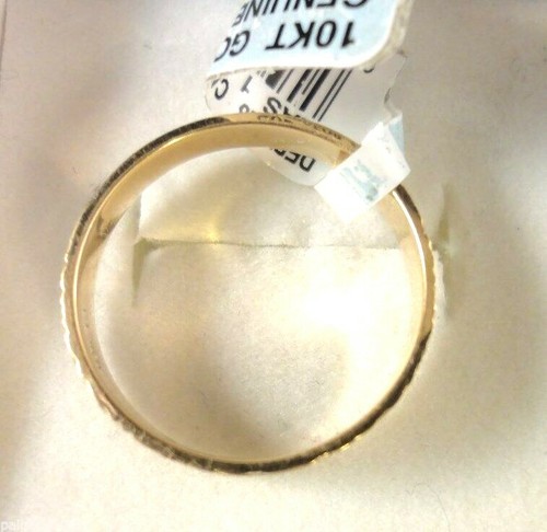 10kt Yellow Gold Genuine .025 cttw Diamond Ring / Men's Wedding Band Size 10 - Picture 3 of 3