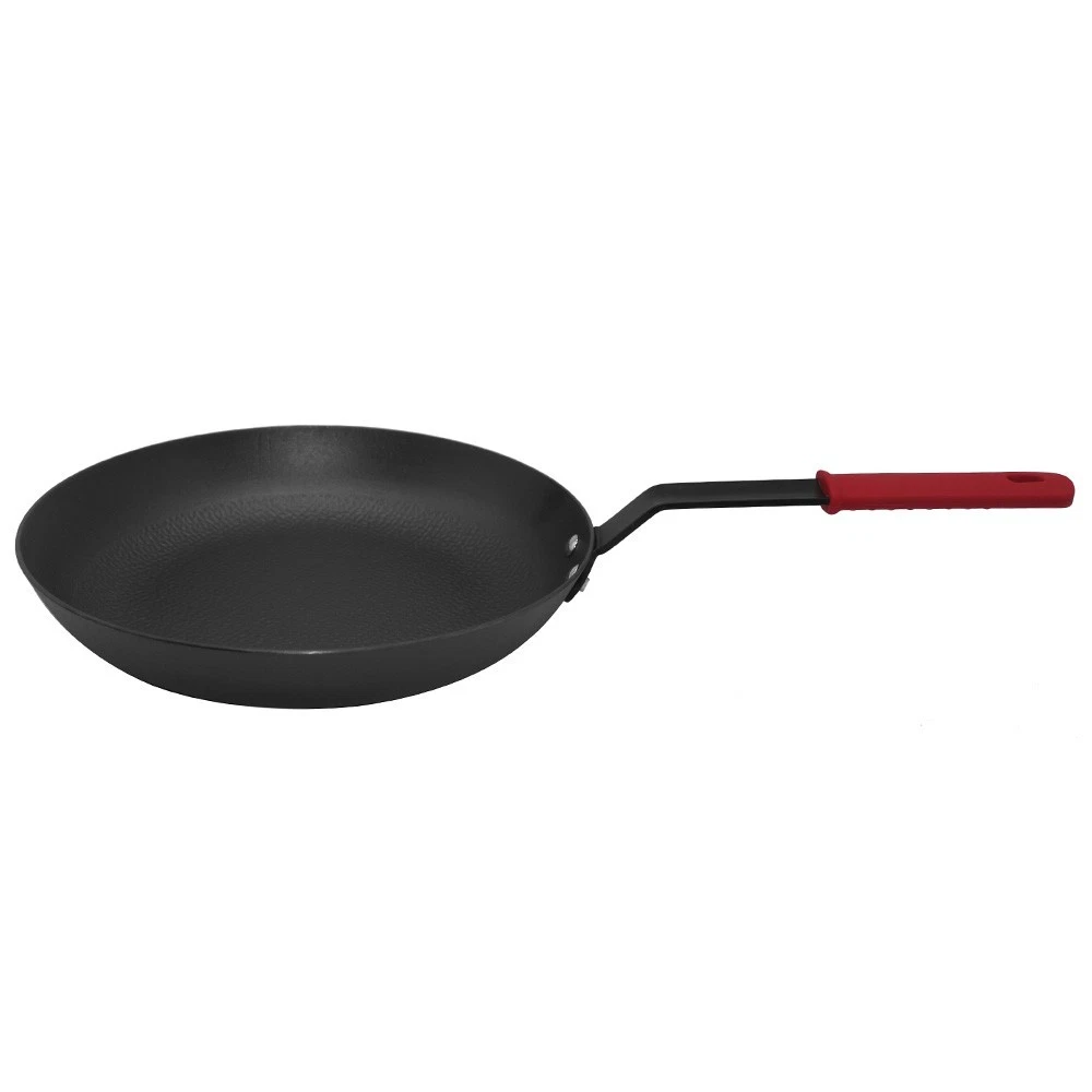 Lightweight Cast Iron Skillet Pre-Seasoned 12 Inch Cooking Pan with Silicone