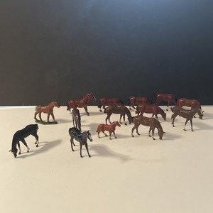 Vintage Miniature Britains, England 14 Iron Scale Figures Horses Mixed Lot 2”