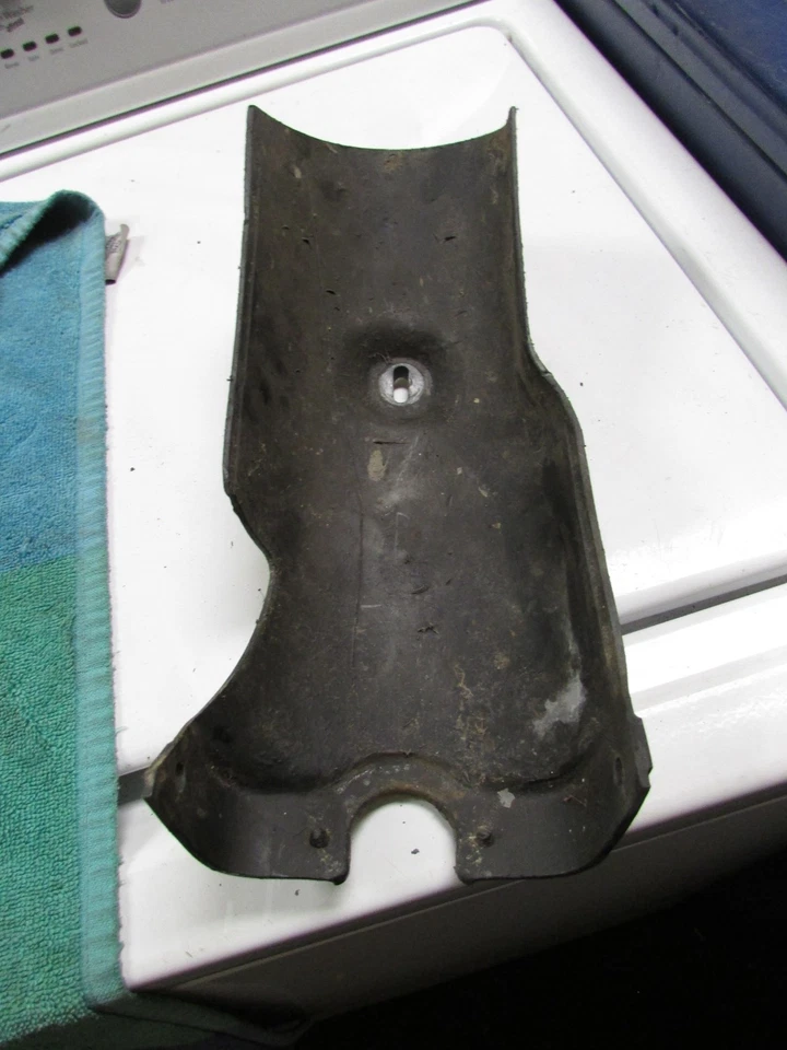 Yamaha DT100 1978 rear fender,OEM lower rear fender,inner mud guard - Image 3 of 4
