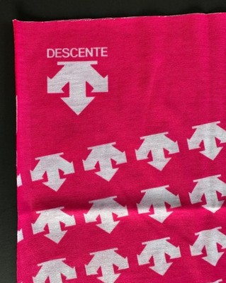 DESCENTE Ski Skiwear  - Neck Gaiter Neckie Neck-Up Scarf Pink NEW