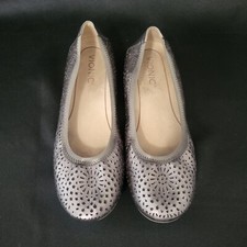 Vionic Women's Robyn Pewter Perf Ballet Flats Comfort Ortho Shoes Slip On Sz 7.5