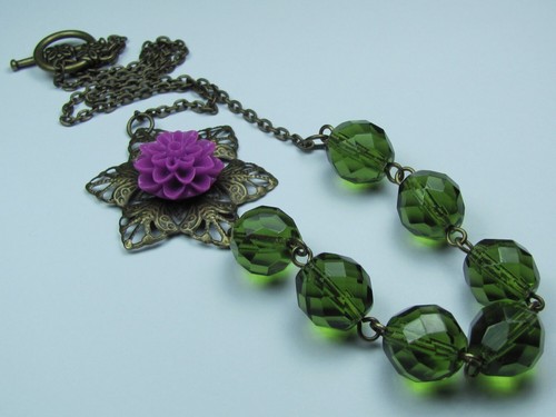 Flower Necklace Garden Wedding Purple Avocado Green Retro Victorian Gift Bridal - Picture 4 of 4