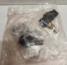 NEW OLD STOCK MICRO-SWITCH 15A 480V TOP PLUNGER LIMIT SWITCH BZ-2RQ77