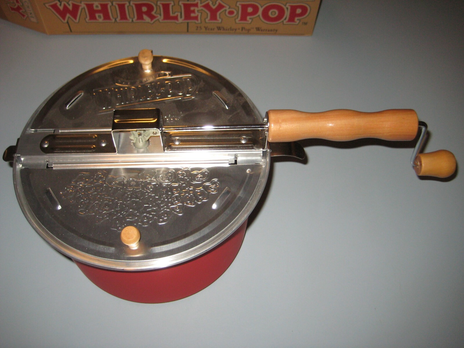 New WHIRLEYPOP "Hand Crank Popcorn Popper" 6 QUART Wabash Valley