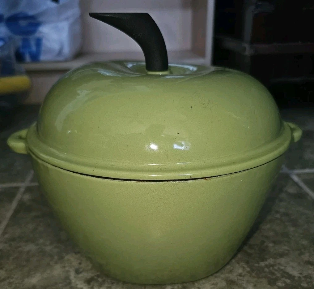 COLORCAST 2Qt Green Apple Shaped Cast Iron Enameled Dutch Oven w Lid & Handles