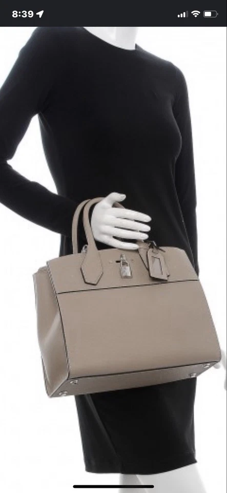 Bolso de hombro Louis Vuitton City Streamer MM beige peonado precio de venta sugerido por el fabricante 7450 USD Foto 2 de 4