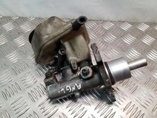 Maître-cylindre de frein Saab 9-3