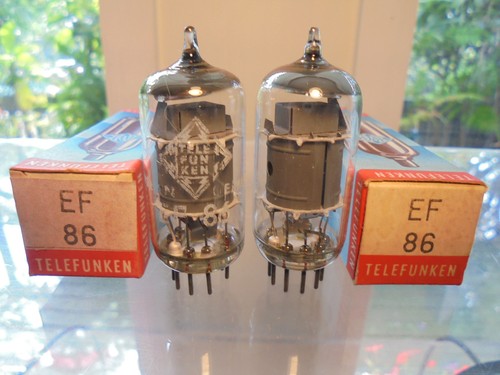 TELEFUNKEN EF86 PAIR OF  NEW OLD STOCK NEW IN BOX GERMAN VINTAGE VALVES TUBES