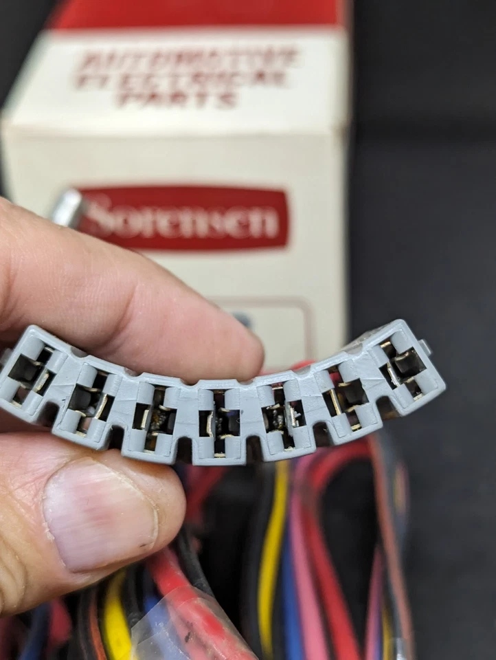 78-85 DODGE D100 D200 D300 W100 W200 W300 PICKUP TRUCK IGNITION SWITCH W/O TILT - Image 2 of 4