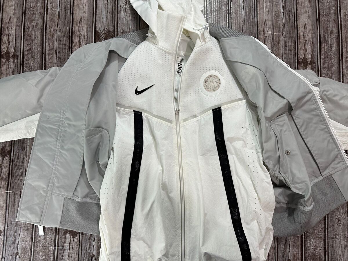 NIKE x SACAI Layered Bomber Jacket cv5686-097 sz S | eBay NIKE x SACAI Layered Bomber Jacket cv5686-097 sz S | eBay